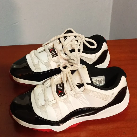 Jordan little boys size 13 white, black with red soles and tips sneakers